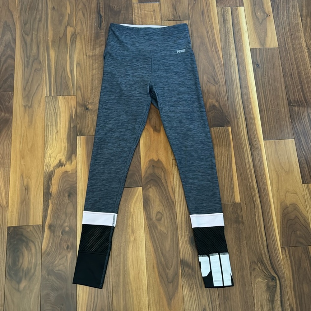 Victoria’s Secret Pink Ultimate Leggings